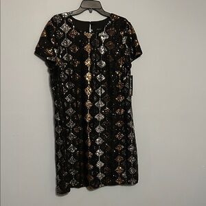 Elegant Black and Gold Sequin Dress Size 16